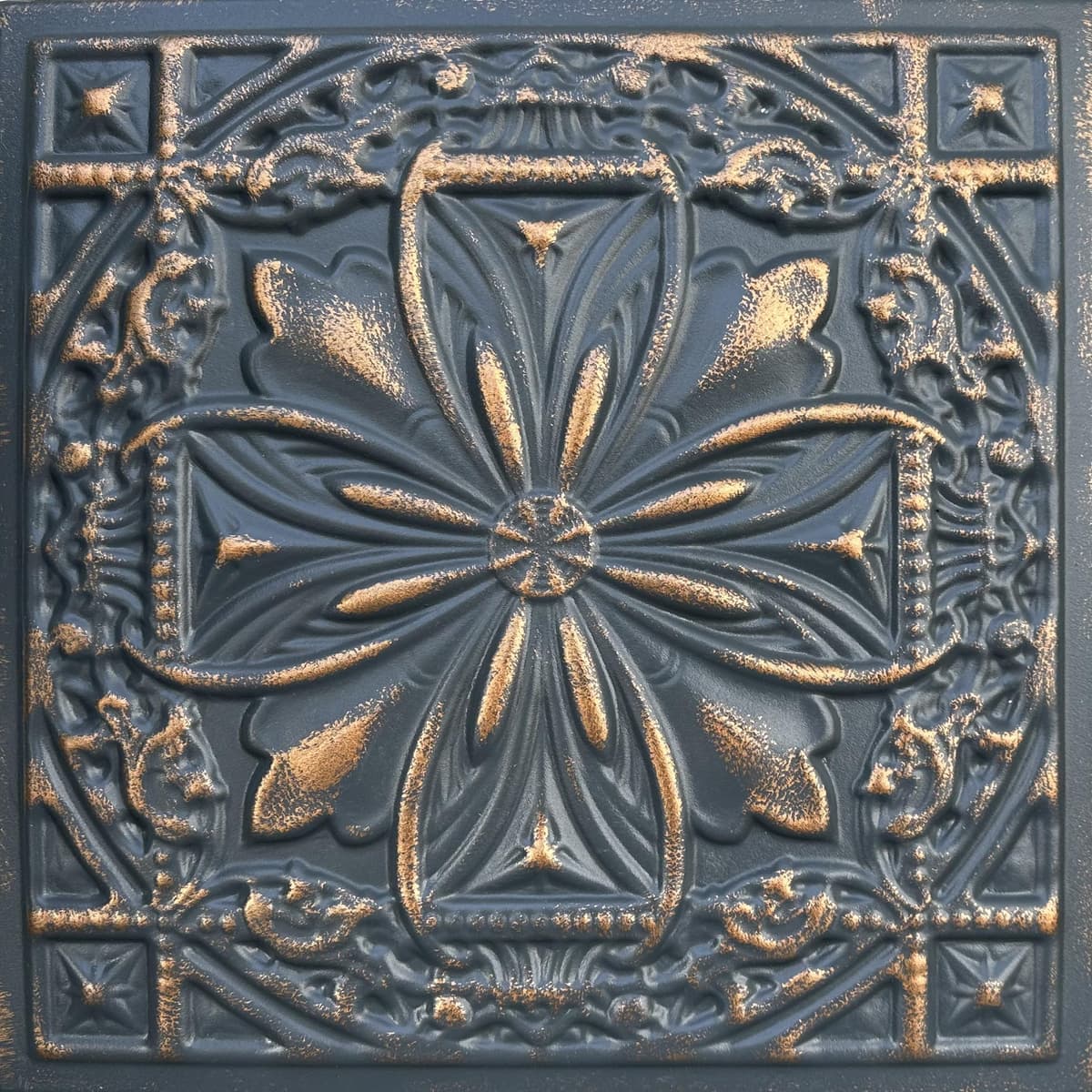 À LA MAISON CEILINGS R124 Lucas's Shield - Baldosa de espuma autoadhesiva para cielo raso, Charcoal Copper (Pack 144) R124chcr-144