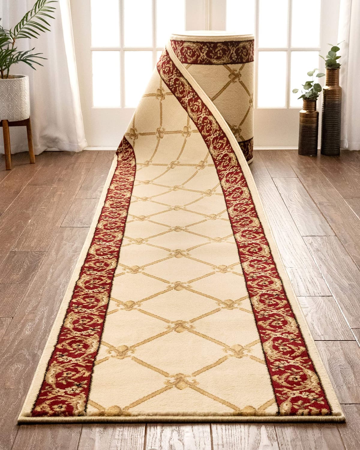 Well Woven Patrician Trellis Alfombra corredor a medida 31" x 35' IHS-P-3622R-31-35