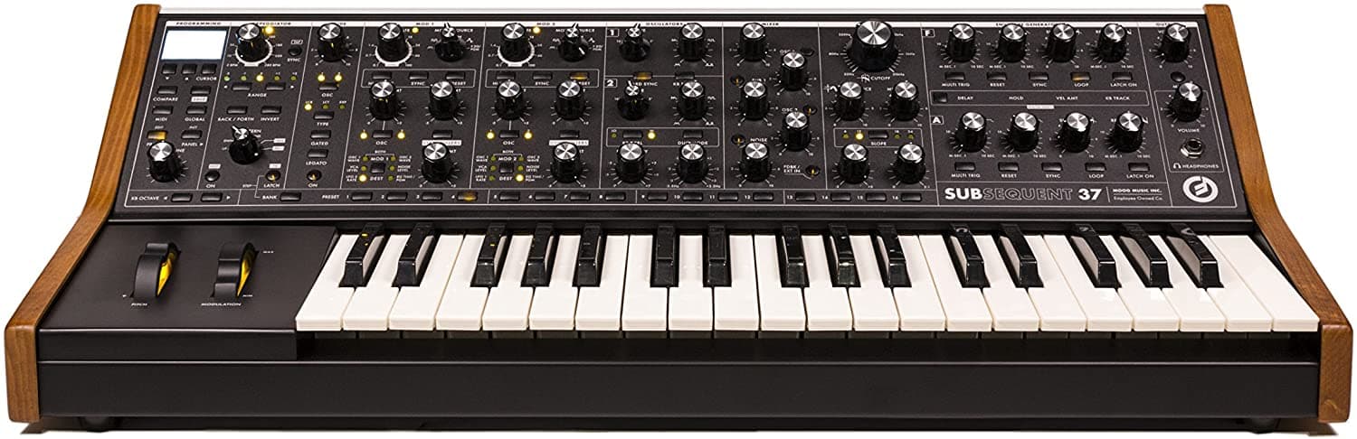 Moog 37 Sintetizador Analógico // LPS-SUB-006-01