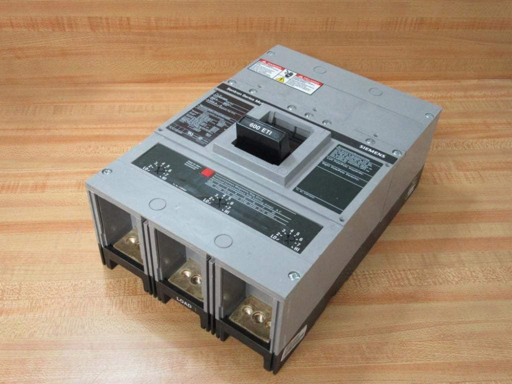 Siemens LXD63H600 - Interruptor Automático (Circuit Breaker) 600A, Serie LXD, 3 Polos, Alta Capacidad de Corte