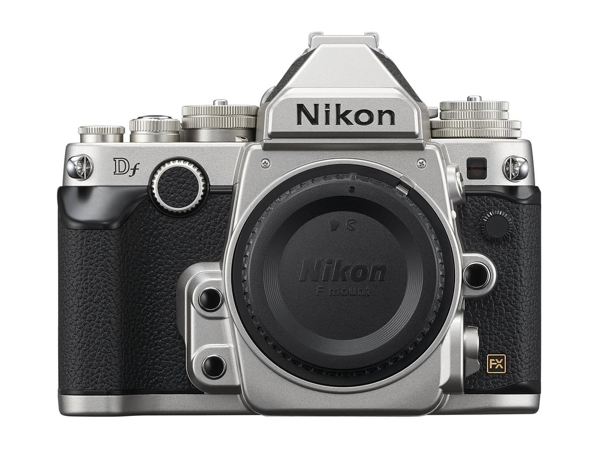 Nikon Df 16.2 MP CMOS Formato FX Full Frame Cámara Réflex Digital Solo Cuerpo Color Plata 1526