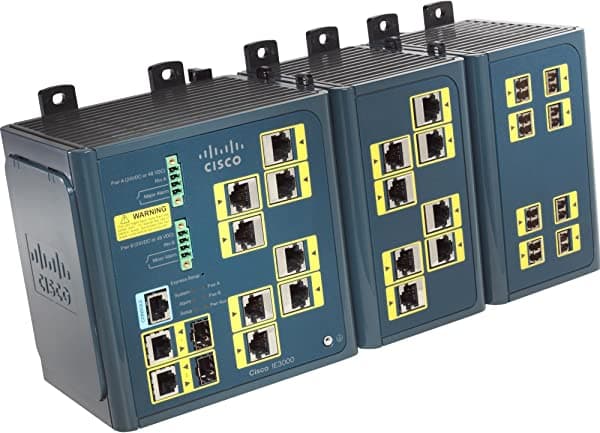 Cisco IE 3000 8 puertos base switch con capa 3 / IE-3000-8TC-E