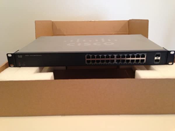 Cisco SLM2024 - Interruptor inteligente de 24 puertos 10/100/1000 Gigabit con 2 SFP combinados