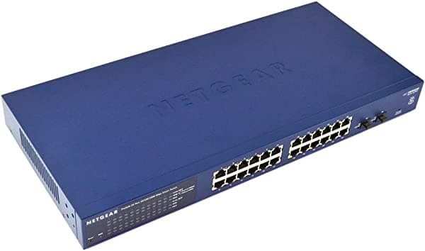 Netgear ProSafe gs724tv4 - Conmutador - L2+ - Gestionado - 24 x 10/100/1000 + 2 x Gigabit SFP - Escritorio, Montaje en Rack GS724T-400NAS