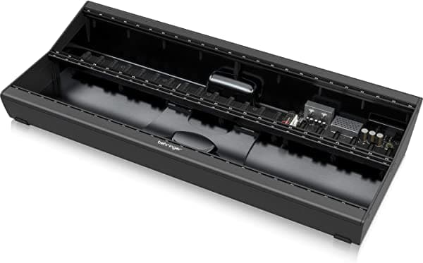 Behringer (EURORACK GO)