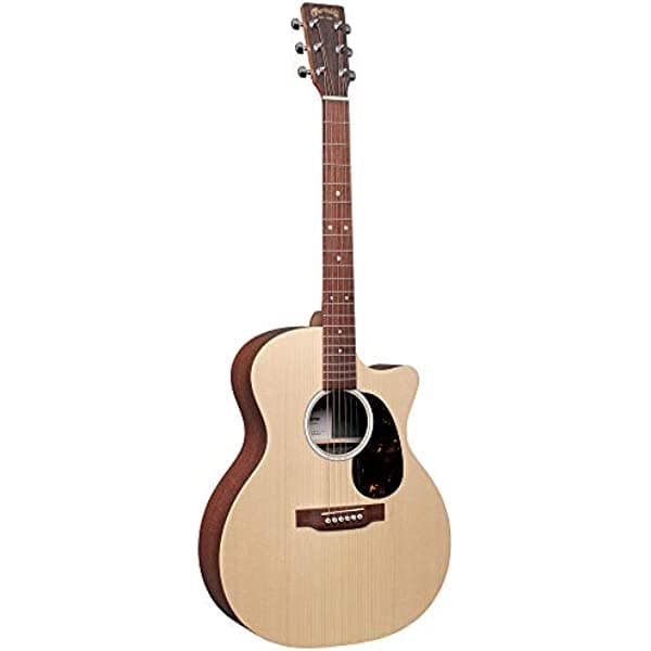 Martin GPC-X2E Grand Performance Sitka/caoba HPL Natural con Fishman MX y funda acolchada 11GPCX2E-01