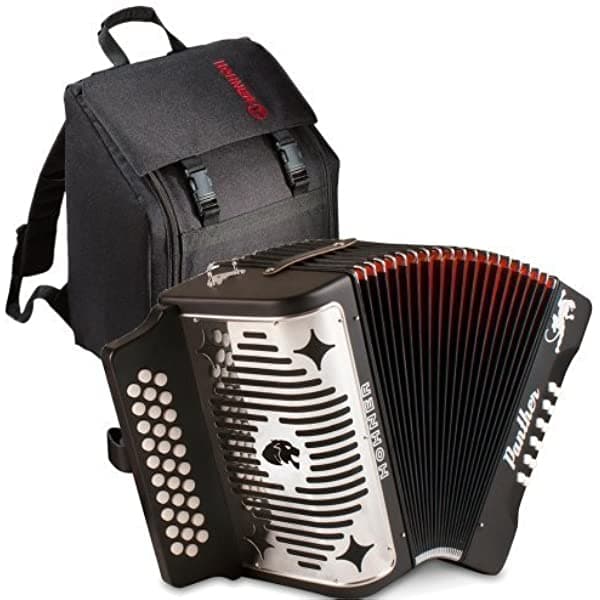 Acordeón Hohner Panther FBE (FbBbEb), fajo 3100 con GigBag, correa y folleto AUS-A4840-COMBO-AMZ-1