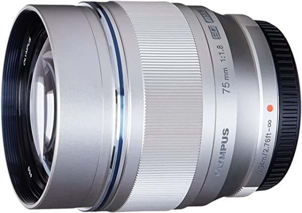 Olympus M.Zuiko Digital ED de 2.953 in F1.8 Lens, para micro cámaras de cuatro tercios (plata) V311040SU000