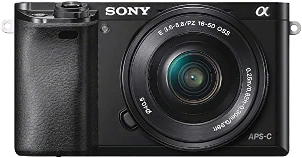Sony Cámara digital A6000 con lente intercambiable con kit de lente SELP1650 - negro (24.3 MP) ILCE6000LB.CEC