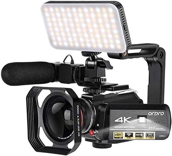 ORDRO 4K Camcorder AC3 Cámara de Video 1080P 60FPS para Vlogging con Visión Nocturna IR, WiFi, Micrófono, Lente Gran Angular, Luz de Video LED, Soporte de Mano, Estuche de Almacenamiento y Tarjeta SD de 64GB AC3TOP