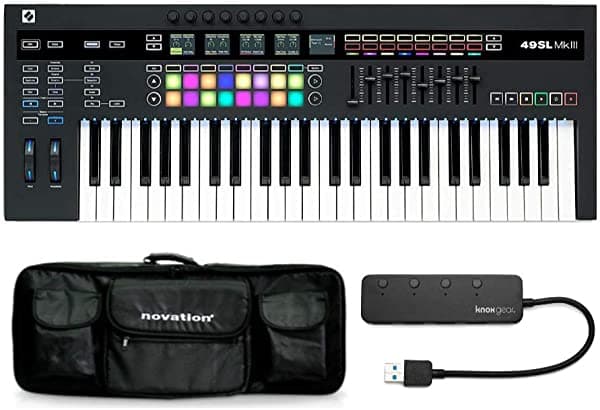 Novation 49SL MkIII Controlador de Teclado MIDI + Estuche y Hub USB 4 Puertos (3 Artículos)