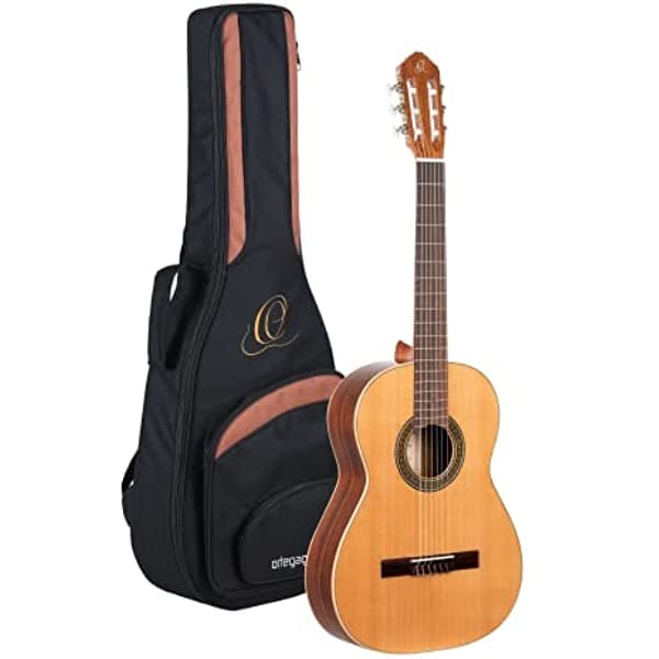 Ortega Guitars Serie Tradicional de 6 Cuerdas - Hecha en España Guitarra Clásica Tapa Sólida Con Funda, Para Diestros (R220)