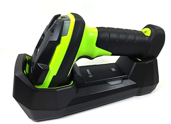 Zebra Li3678-Sr - Kit De Escáner De Códigos De Barras 1D Inalámbrico Ultrarresistente Fips Motor De Vibración Incluye Base Fuente De Alimentación Y Cable Usb LI3678-SR0F