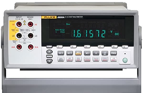 Fluke 8808A - Multímetro Digital De Banco De 120 V De 55 Dígitos