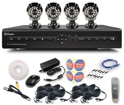 Swann 8-Channel Cámara De Seguridad Sistema De Vigilancia 4 Cámaras De Seguridad 500 Gb Hdddvr 1/3" Trucolor Sensor De Imagen 728 X 488 Resolución Visión Nocturna De Hasta 65 '(20 M) SWDVK-D14C21