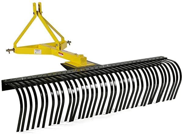 Titan Distributors Inc. Atcesos De Titán Rake De Paisaje De 5 Pies Para Tractores Compactos Herramienta De Jardín De Remolque Compatible Con Enganche Rápido LRAKE5v2