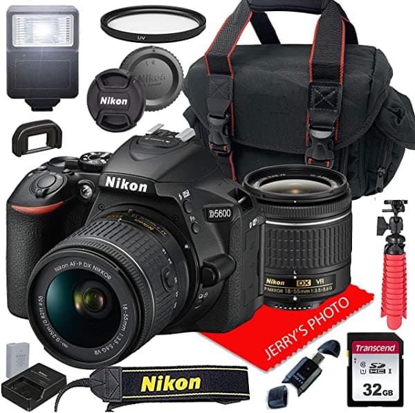 Nikon D5600 con AF-P DX Nikkor 0.709-2.165 in F/3.5-5.6G VR + funda + tarjeta SD de 32 GB (paquete de 15 piezas)