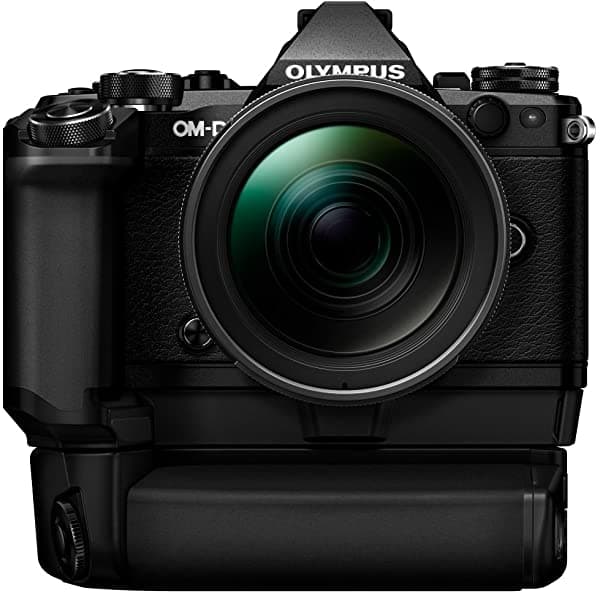 Olympus Om-D E-M5 Mark Ii Kit Micro Cuatro Tercios Sistema Cámara (16.1 Megapíxeles Estabilización De Imagen De 5 Ejes Visor Electrónico) + M.Zuiko Digital Ed 0.551-5.906 In F4-5.6 Zoom Lens Negro V207041BE010