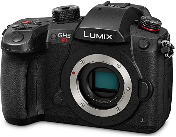 Panasonic LUMIX GH5S Cámara Digital 4K 10.2MP Mirrorless con Sensor MOS de Alta Sensibilidad, C4K/4K UHD 4:2:2 10-Bit, LCD 3.2" Negra. DC-GH5S
