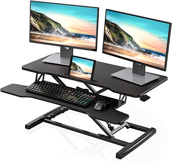 Fitueyes Sd309101Wb - Convertidor De Escritorio Ajustable De Altura De 36 Pulgadas De Ancho Para Sentarse A Levantarse Mesa De Trabajo Con Bandeja Ancha