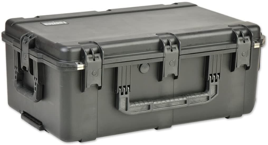 SKB 3I-2918-10BC iSeries 29" x 18" x 10" - Espuma Pre-cortada con Ruedas, Negro