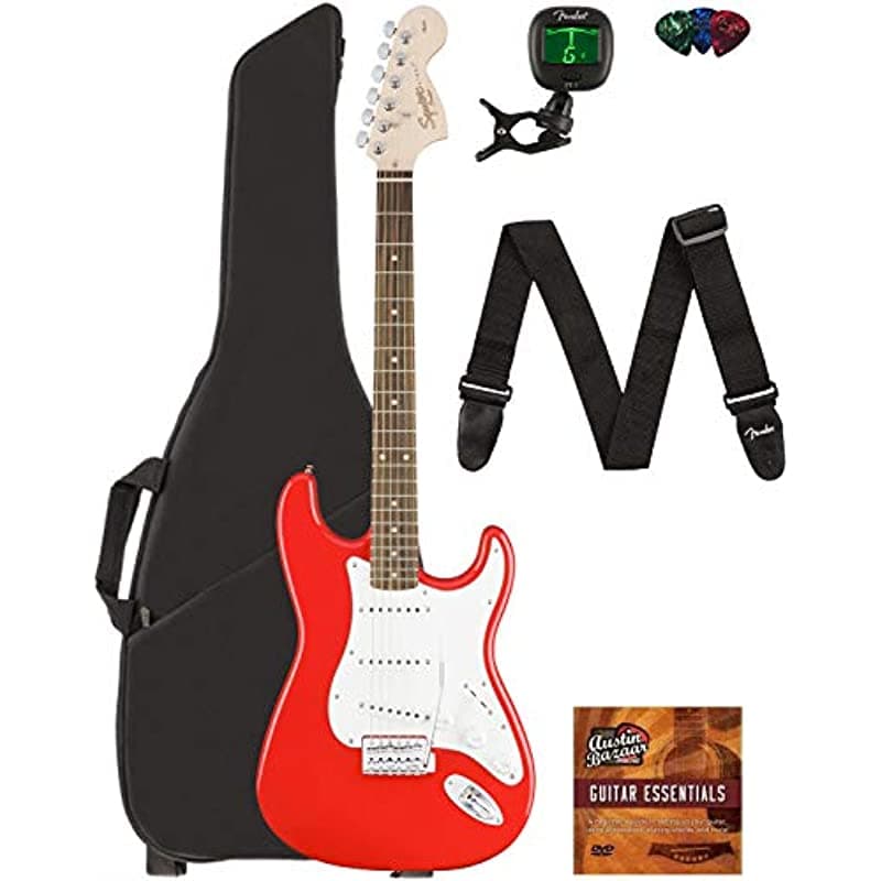 Fender Squier Affinity Stratocaster Race Red, bundle con funda, afinador, correa, púas y DVD instructivo de Austin Bazaar 0370600570-COMBO-DLX