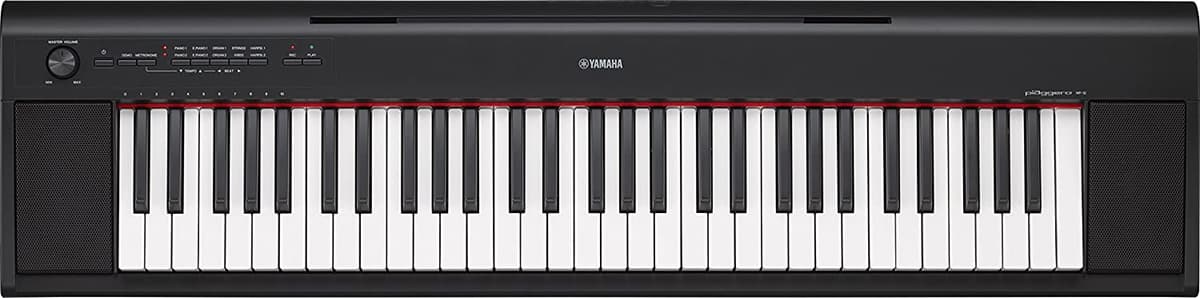 Yamaha NP12 Teclado Portátil Liviano de 61 Teclas Black Adaptador de Corriente Se Vende por Separado NP12B