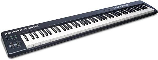 M-Audio Keystation 88 Ii - Teclado Midi Y Controlador Usb/Midi De 88 Teclas Semi-Ponderadas Sensibles A La Velocidad Con Software De Producción Para Mac Y Pc