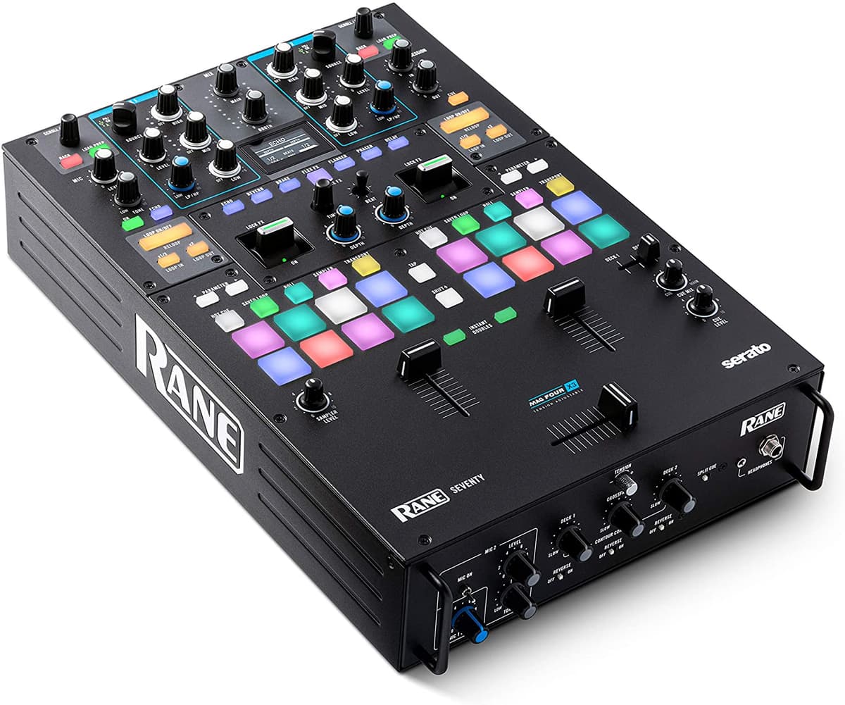 Rane DJ SEVENTY Mezclador de Dos Canales para Serato con Pads de Rendimiento de Akai Professional, Efectos Internos para DJ y Tres Faders MAG Four Sin Contacto