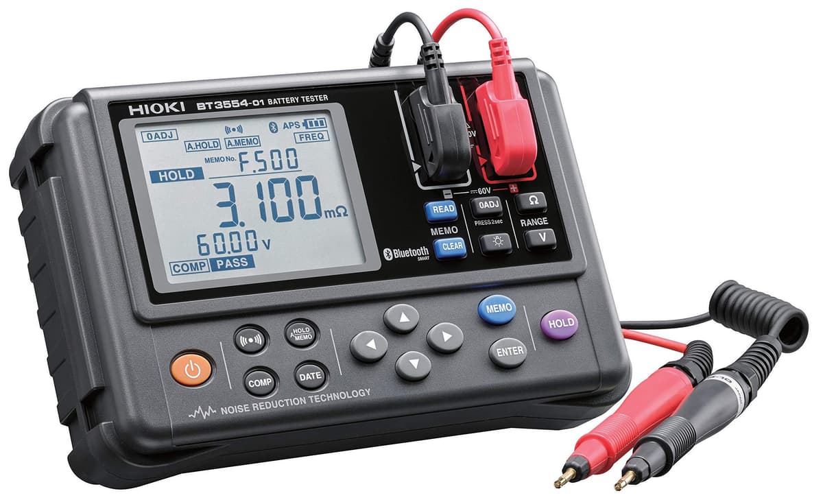 Hioki BT-3554 Probador de Baterías Portátil para Diagnóstico de Baterías de Plomo-Ácido, Medidor de Impedancia y Voltaje, Tester de Baterías Automotrices y UPS, Preciso y Rápido