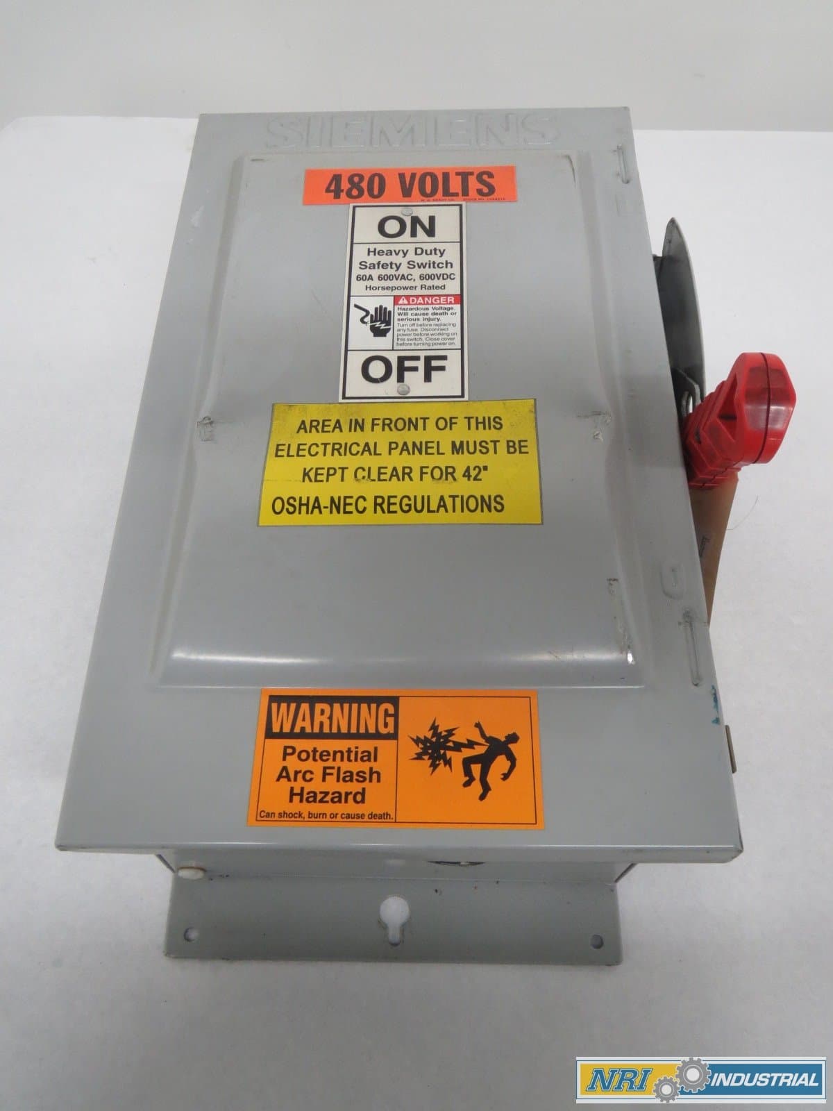 SIEMENS HF362J - Interruptor Desconectador Fusible 60A 600V AC 3 Polos - Código B351697-HF362J