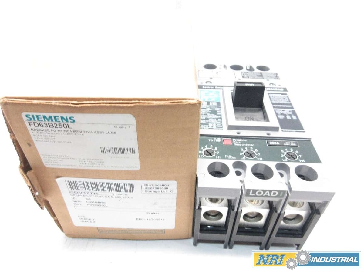 SIEMENS SENTRON FD63F250 Interruptor Termomagnético 3 Polos 250A 600V-AC Caja Moldeada Nuevo D514361