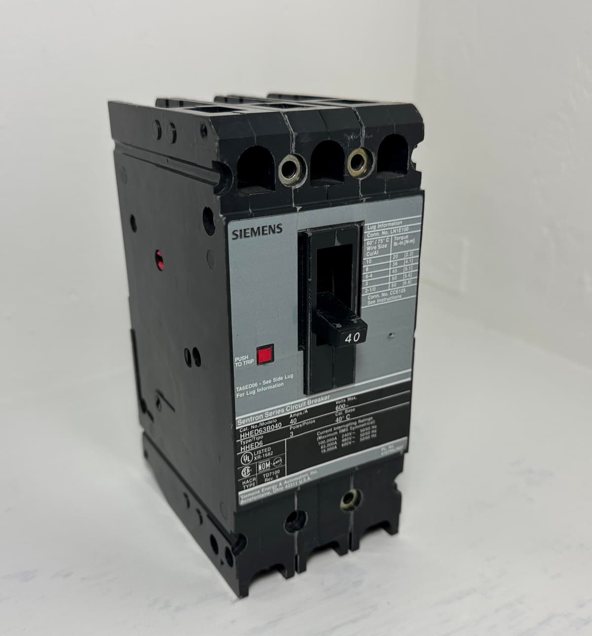 SIEMENS ITE/Gould HHED63B040 interruptor automático 3 polos 40A 600V usado para panel industrial breaker tripulación comercial
