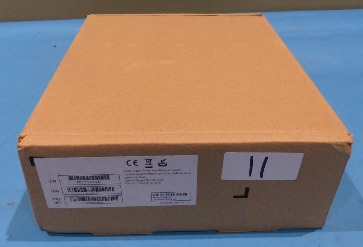 Cisco Aironet AIR-PWRINJ-60RGD1 Inyector PoE 60W, entrada 120/230V AC, salida 55V DC 2A, 1 puerto Ethernet entrada y 1 salida, montaje en poste/pared