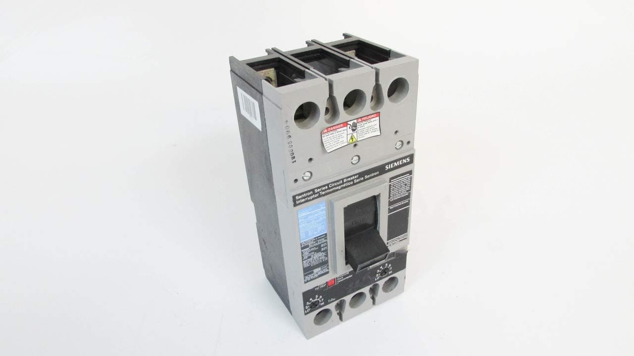 SIEMENS FXD62B200 Interruptor automático 200A 600V 2 polos 22kA Usado