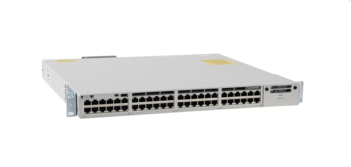 Cisco Catalyst 9300 C9300-48UXM-E Switch 48 Puertos 2.5G 12 mGig UPoE Network Essentials Reacondicionado