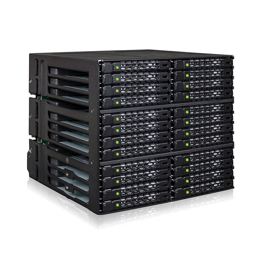 ICY DOCK Carcasa móvil resistente para 24 x 2.5" HDD/SSD SAS/SATA en 3 bahías de 5.25" (6 x Mini-SAS HD) | ToughArmor MB924IP-B