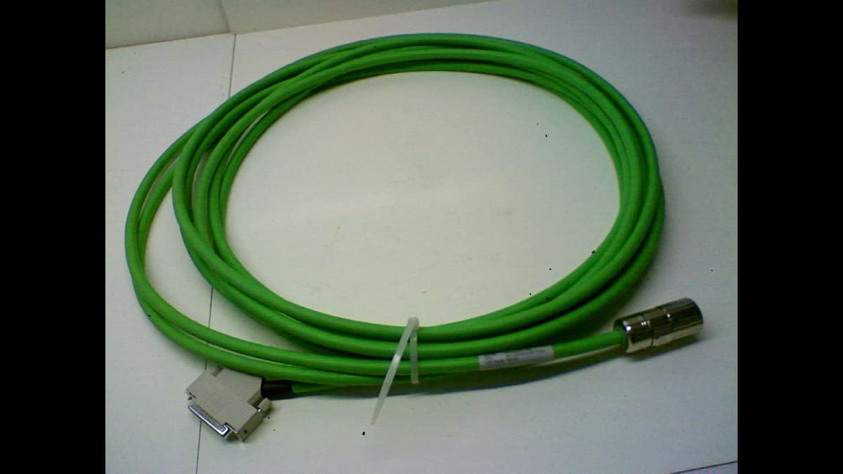Siemens 6FX8002-2EQ10-1BF0 Cordset DB25 Angulado 17 polos hembra