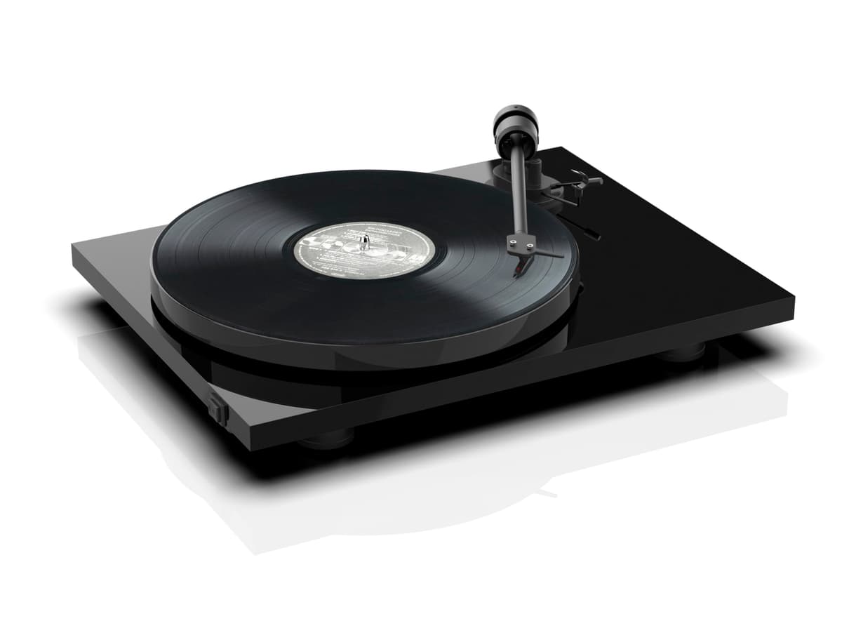 Pro-Ject E1 BT, tocadiscos de entrada Plug & Play con etapa phono conmutable y transmisión inalámbrica BT5.0, conmutador electrónico de velocidad 33/45 (Negro) PJ291801