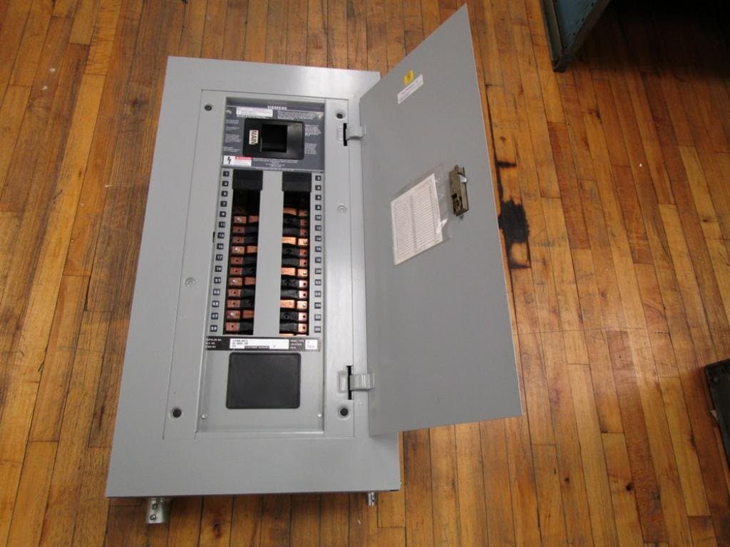 Siemens S1C30BL100CTS Panel Board 250A