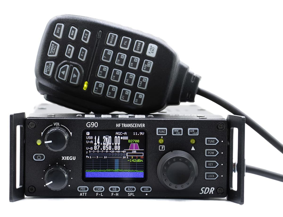 Xiegu G90 Radio HF SDR 20W SSB/CW/AM con Sintonizador Automático y Pantalla TFT