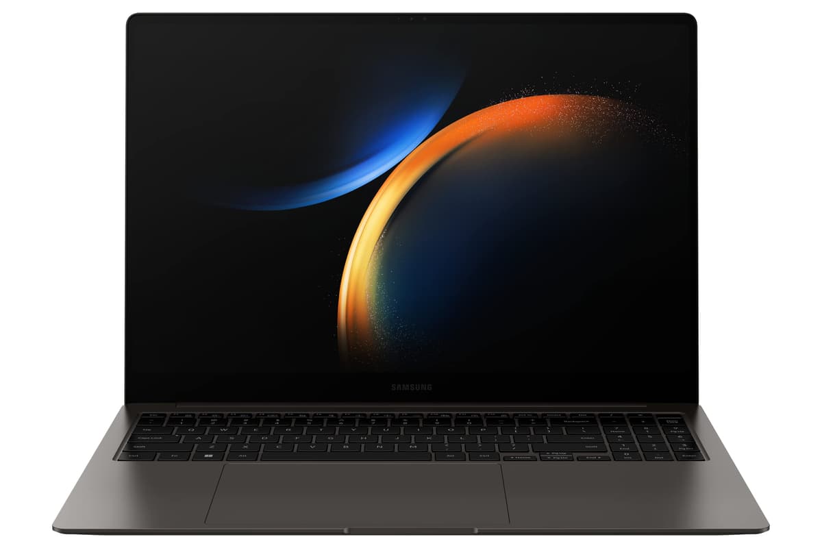 SAMSUNG Galaxy Book3 Pro 14" i7-1360P, 16GB, 512GB, 3K AMOLED, Graphite NP940XFG-KC2US
