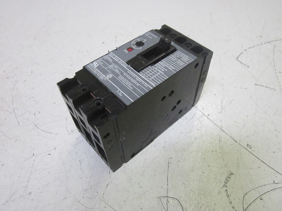 Siemens ED63A005 - 3 Polo 5 AMP Motor Circuit Interrupter