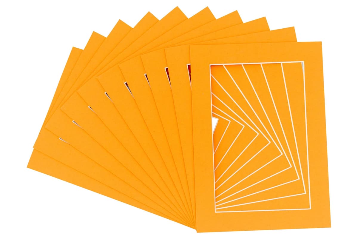 Poster Palooza Pack 100 mats precortados 8x12 para marco 12x16 naranja, con respaldo y bolsas M1862
