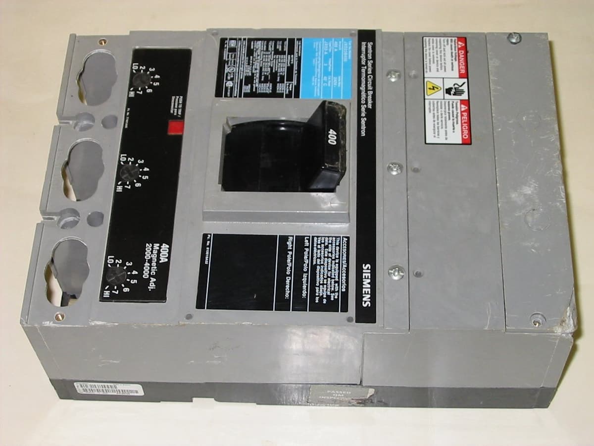 SIEMENS JXD23B400 Interruptor automático JD 3P 400A 240VAC