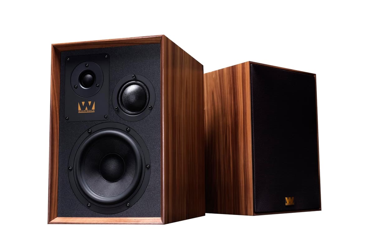 Wharfedale Super Denton Par de parlantes de estantería, Walnut