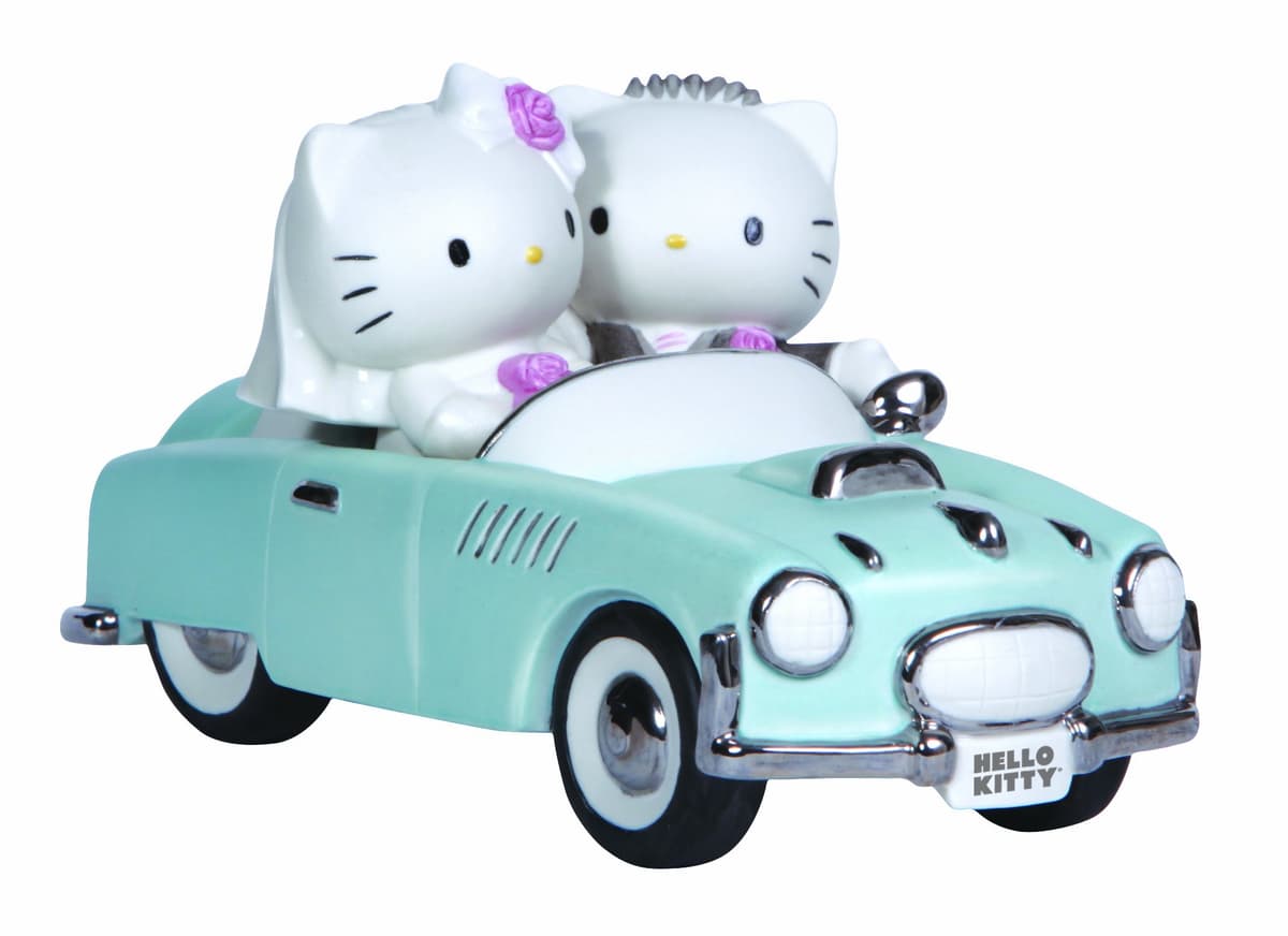 Figura Precious Moments: Hello Kitty y Dear Daniel Pareja de Boda en Auto 8123016