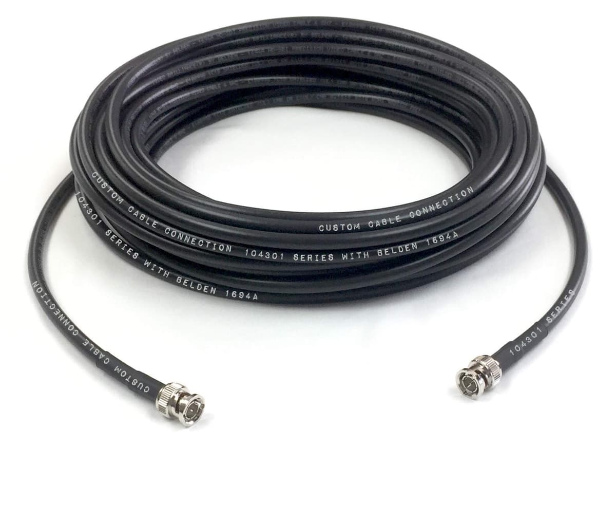 Conexión de Cable Personalizado 500 pies Belden 1694A 3G HD-SDI RG6 BNC (75 Ohm) Funda Negra *Debido a la longitud de este cable, solo soportará transmisión de señal 3G 104301-500