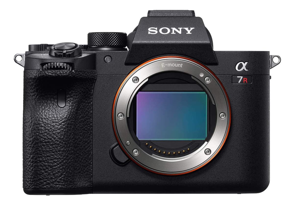 Sony a7R IV (ILCE7RM4/B) cámara mirrorless full-frame 61MP (Renewed) ILCE7RM4/B-cr