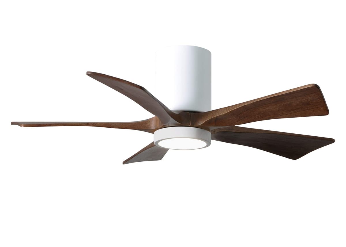 Matthews IR5HLK-WH-WA-42 Irene 42" Damp Rated Flush Mount Ceiling Fan con Luz y Control Remoto y de Pared, Motor DC Silencioso, Blanco Brillante con Tono Nogal